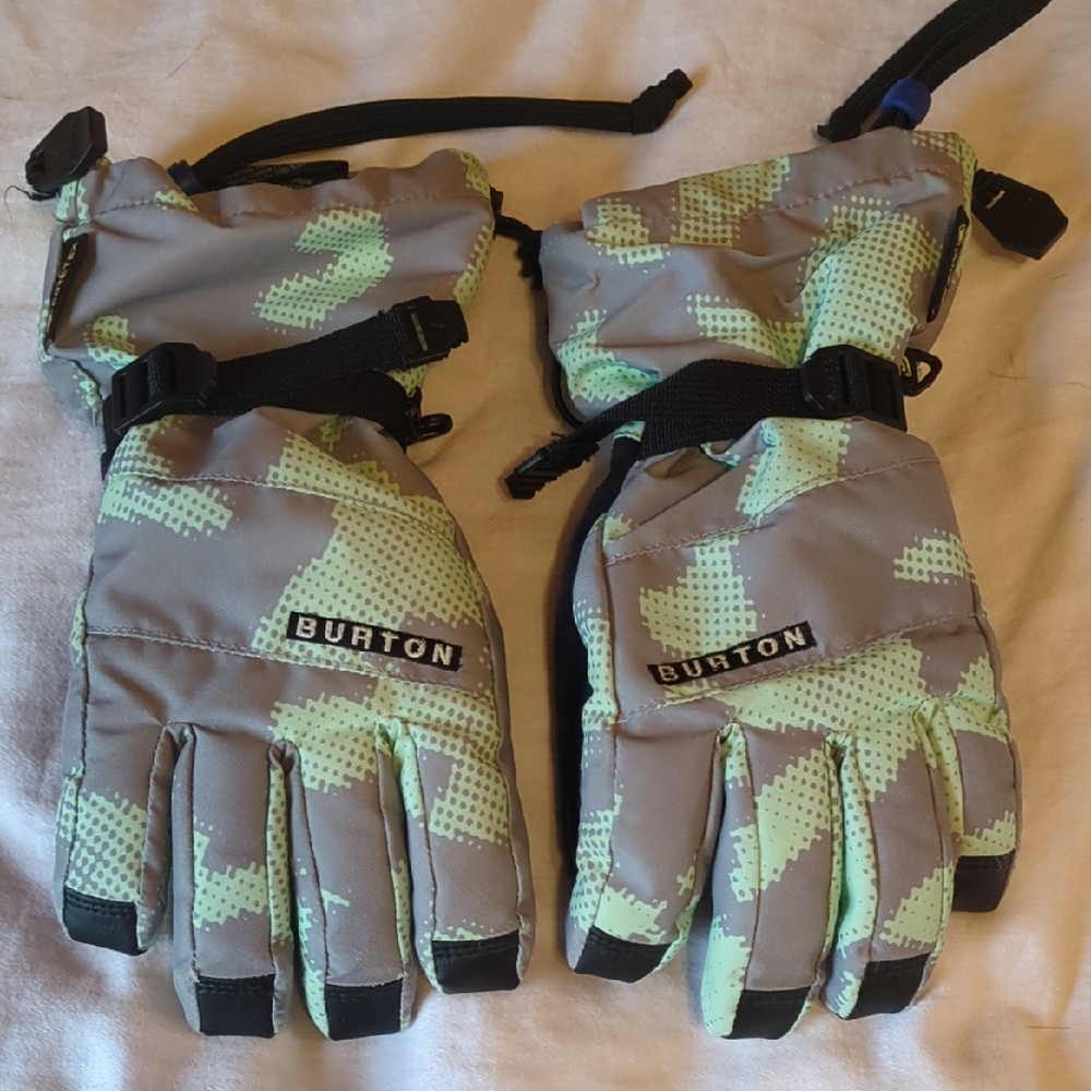 Burton Kids M Camouflage Green and Gray Gloves